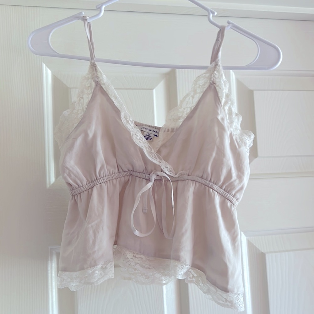 Cropped lacy American Eagle tank top